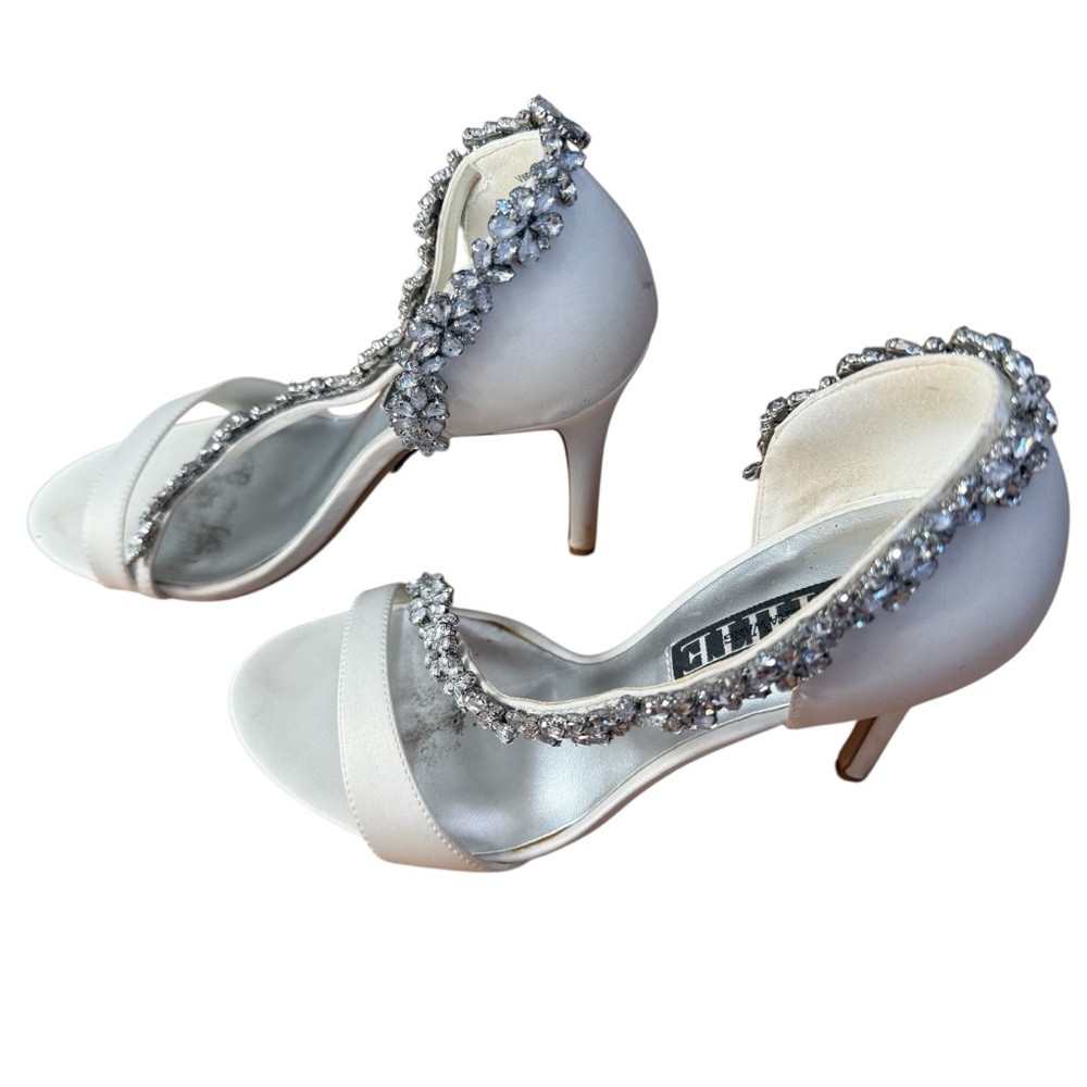 White by Vera Wang Ivory Embellished Heels, Women’s 7 - Picture 8 of 10